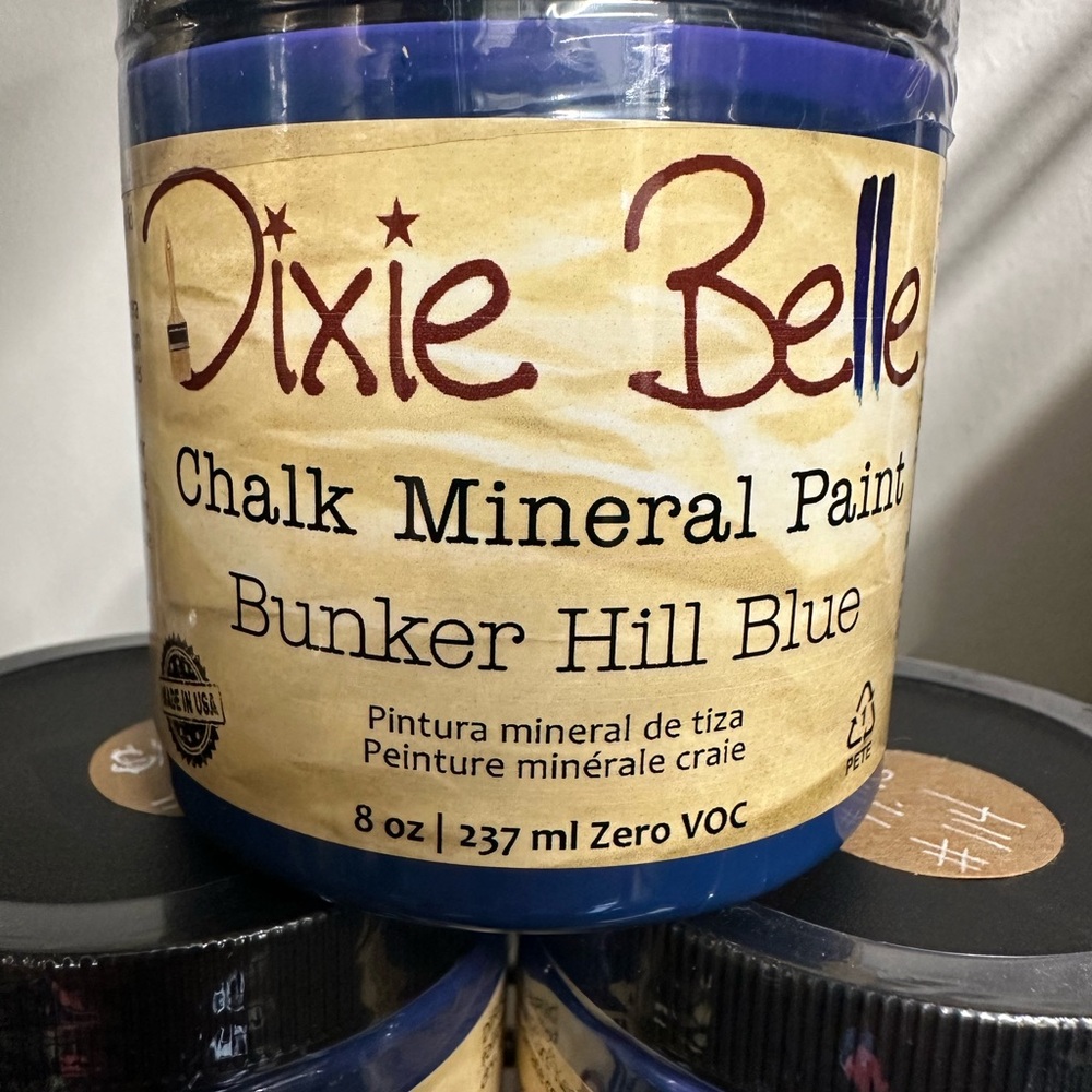 Dixie Belle Bunker Hill Blue Chalk Mineral Paint - Picture 4 of 4